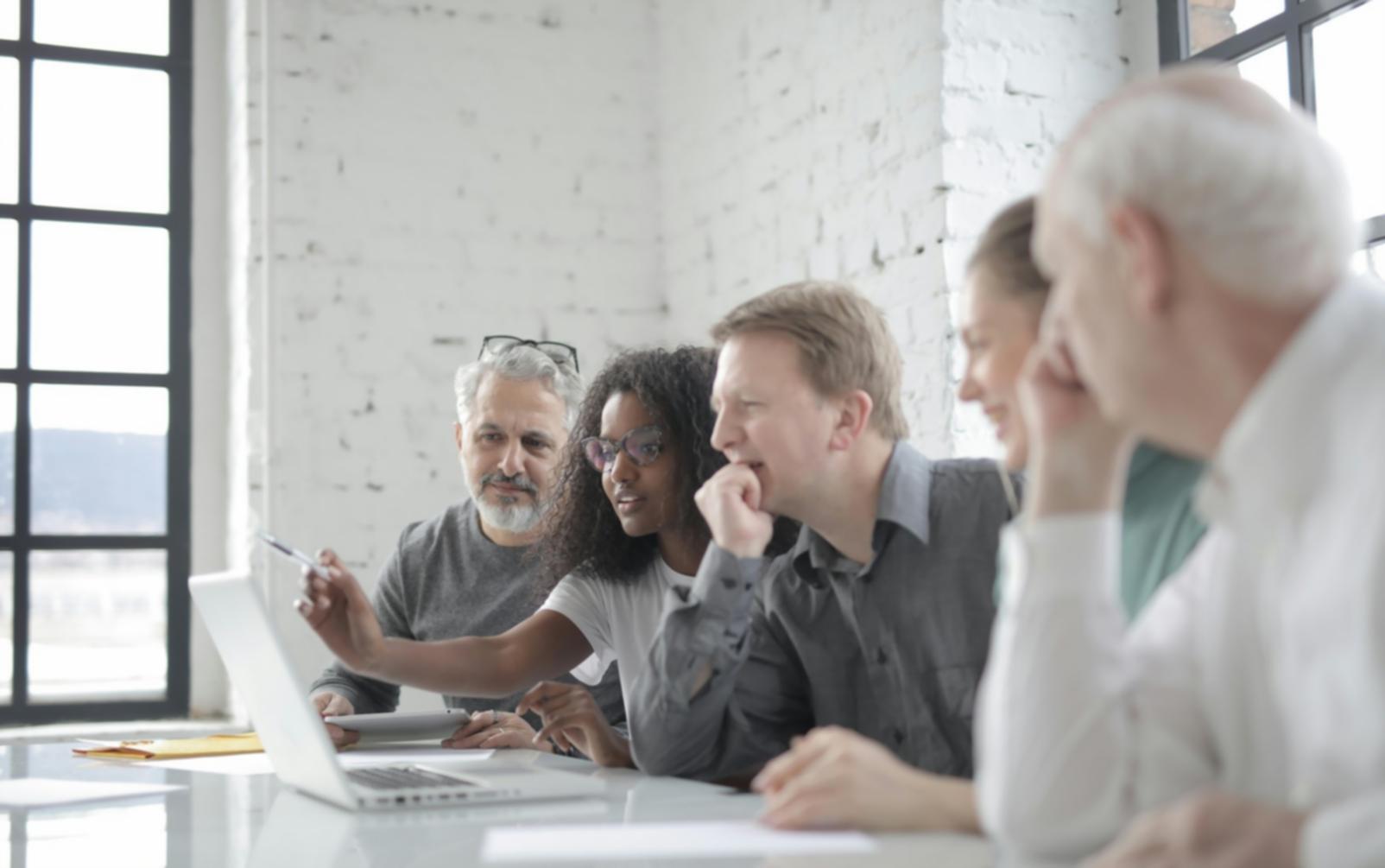 Espace de consultation financière professionnel